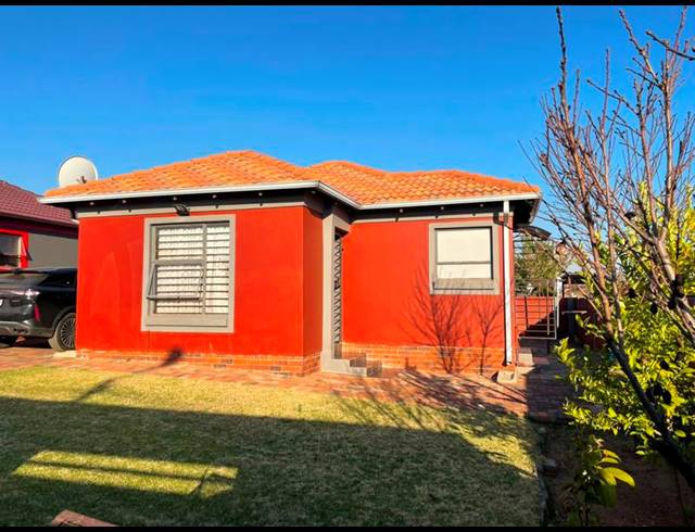 3 BEDROOM HOUSE FOR SALE IN WITPOORTJIE
